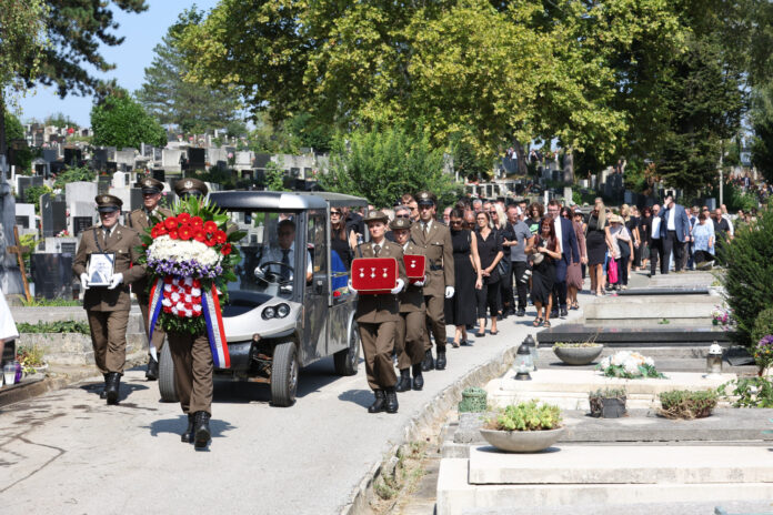 Zagreb, 28.08.2024 - Posljednji ispracaj Predraga Freda Matica na Krematoriju