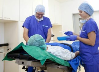 Za glavobolje je krivila stres, zatim su joj otkrili dijagnozu: ‘Većina ljudi poživi dvije do tri godine’