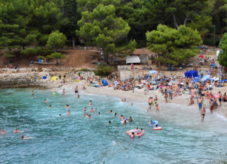 Tragedija u Puli: Na poznatom kupalištu utopio se maloljetnik iz Njemačke