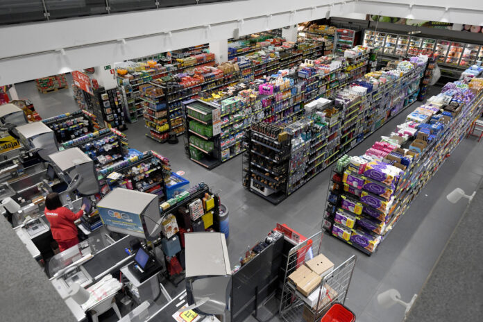 Zadar, 24.01.2025 - Gradjani zbog ucestalog povecanja cijena danas bojkotiraju trgovacke lance