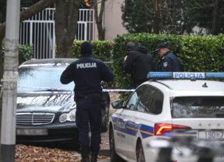 Policija objavila slike što su našli u dvorištu u Dubravi: Mutni poslovi u kvartu