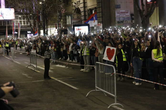Beograd, 14.03.2025 - Na Terazije pristizu studenti koji pjesace iz cijele Srbije na sutrasnji masovni prosvjed