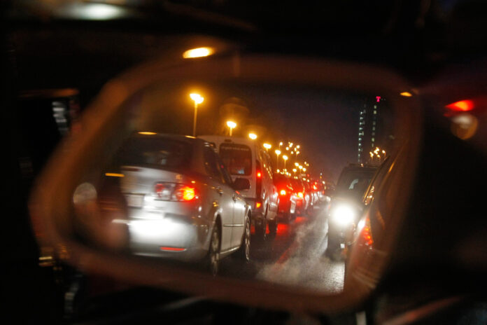 Zagreb, 13.12.2012 - Zbog magistralne vodovodne cijevi koja je pukla stvorile su se velike guzve u promet