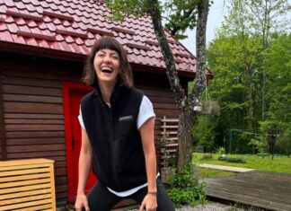 Ivana Paradžiković iznenadila fotografijom: ‘Raščupana, gologuza, sretna’