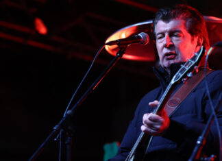 Bajaga ipak nastupio u Dugom Selu: Braniteljima nije prošla zabrana