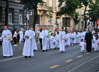 Vjernici slave blagdan Tijelova: Mnogi ne znaju što ovaj dan znači