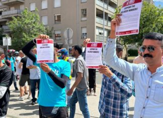 Na prosvjedu dostavljača u Zagrebu mahali kontroveznim letkom: Veliki simbol privukao pažnju