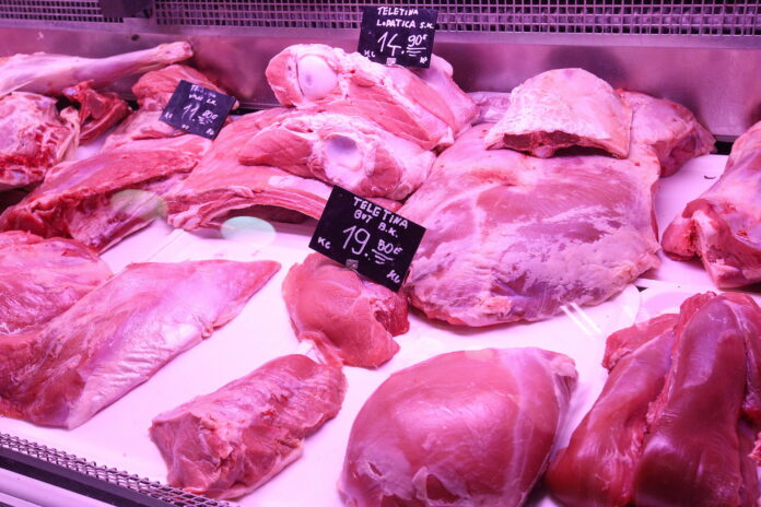 Zagreb, 15.04.2025 - Bogata ponuda na trznici Dolac pred Uskrs