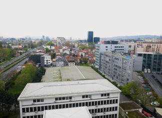 Zagrepčanka bijesna zbog prizora kod zgrade: ‘Navečer dolaze i tovare pa vrijeđaju stanare’