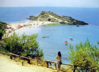 Kad je vidjela scenu na plaži mislila da sanja: ‘Narodnjaci, peku paprike, ogovaraju selo’