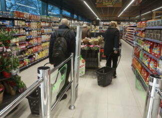 Zagrepčanka kupila datulje s posebnim ‘dodatkom’: Zagrizla nešto hrskavo pa ostala u šoku