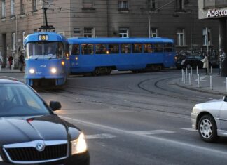Zagrepčanka slikala prizor u tramvaju, umalo naletjela na zamku: ‘Opasno je, čuvajte se’
