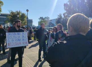 Održan prosvjed protiv ideološki obojanog ‘zdravstvenog odgoja’: ‘Ne dirajte mi dječicu’