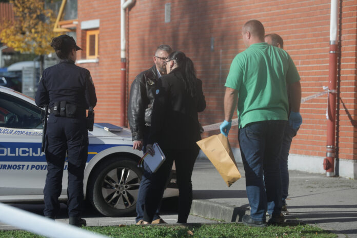 Bedekovcina, 14.10.2025 - Jedan ucenik nozem ozlijedio je drugog ucenika ispred skole