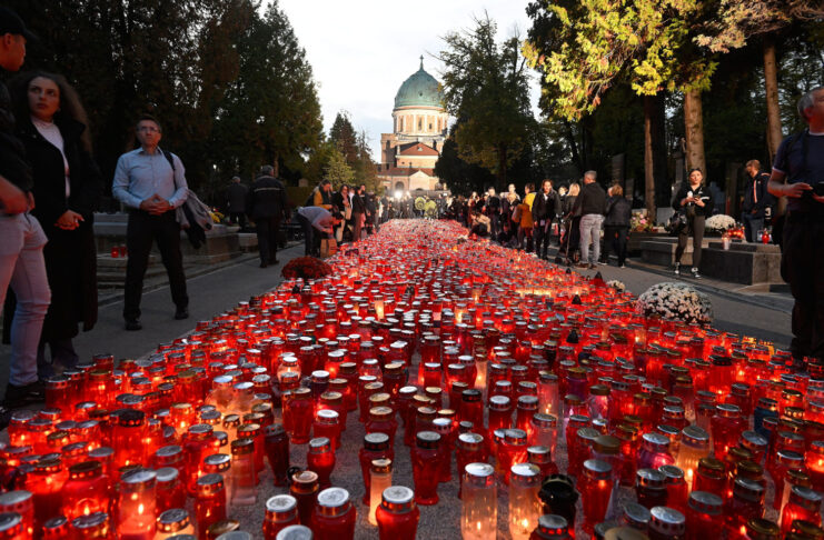 Zagrepčanka ogorčena ponašanjem pojedinaca: ‘Ne razumijem kako onda mogu na groblje’