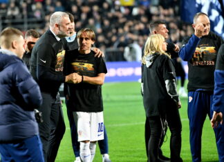 Šire se slike u kakvim majicama su Vatreni slavili u Rijeci: Jedan detalj privukao posebnu pažnju