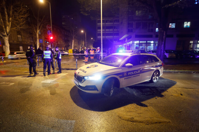 Zagreb, 06.04.2023 - Poplava u zapadnom dijelu grada zbog puknuca vodovodne cijevi