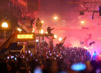 Ovaj datum Hrvatska će pamtiti zauvijek: Navijači su zbog Vatrenih okupirali ulice