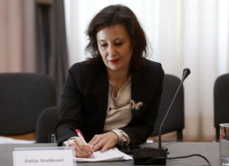 Dalija Orešković isprovocirala kritičare božićnom pričom: ‘Ako ne znaš što je bilo, pogledaj tamo’