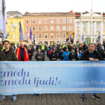 Ideološki rat u Hrvatskoj: Pokrenuli peticiju kao odgovor na akciju protiv molitelja