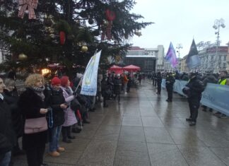 Molitelji na Trgu bana Jelačića: Velika promjena, sad mole na ove nakane
