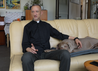 Velečasni Željko Lovrić (Zagreb.info)